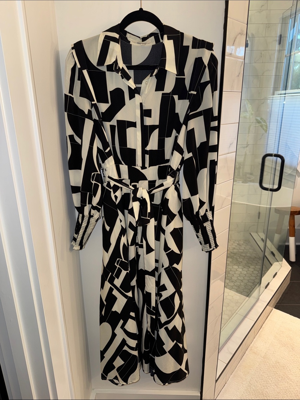 Black & White Geometric Long Sleeve Shirt Dress